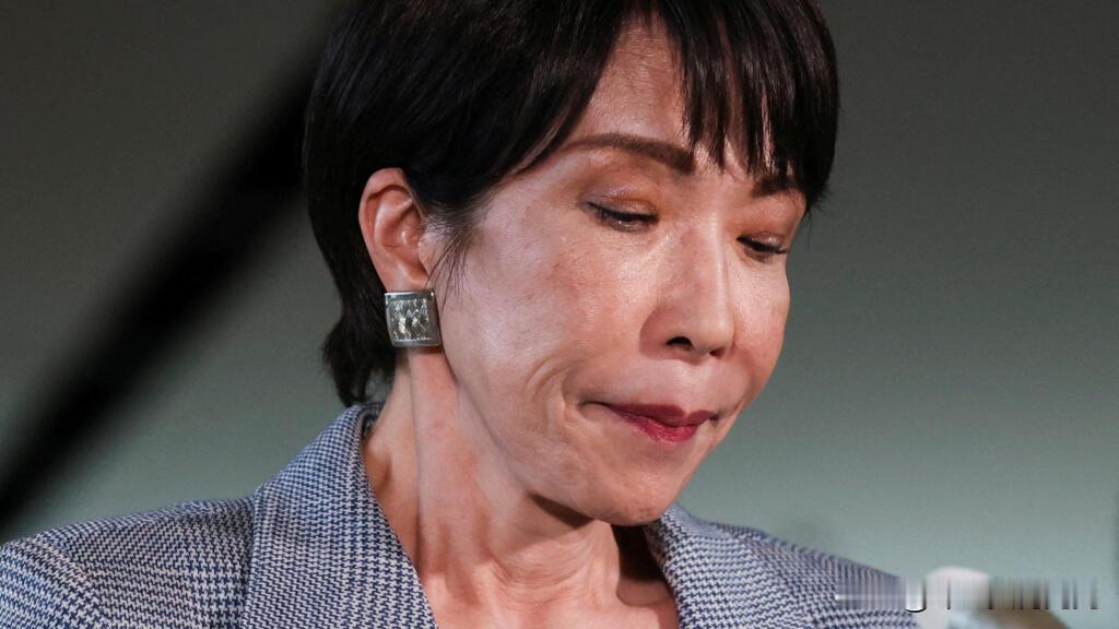 高市早苗热脸！特朗普冷眼！
中国美国会晤高规格，日本只能干着急！

中日关系的底