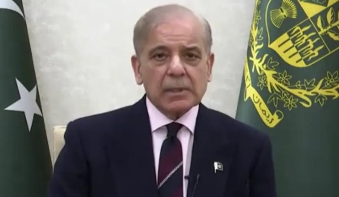 打在七寸！伊巴打通陆路大动脉，美国霸权开始崩塌
美国万万没想到，自己在海上布下天