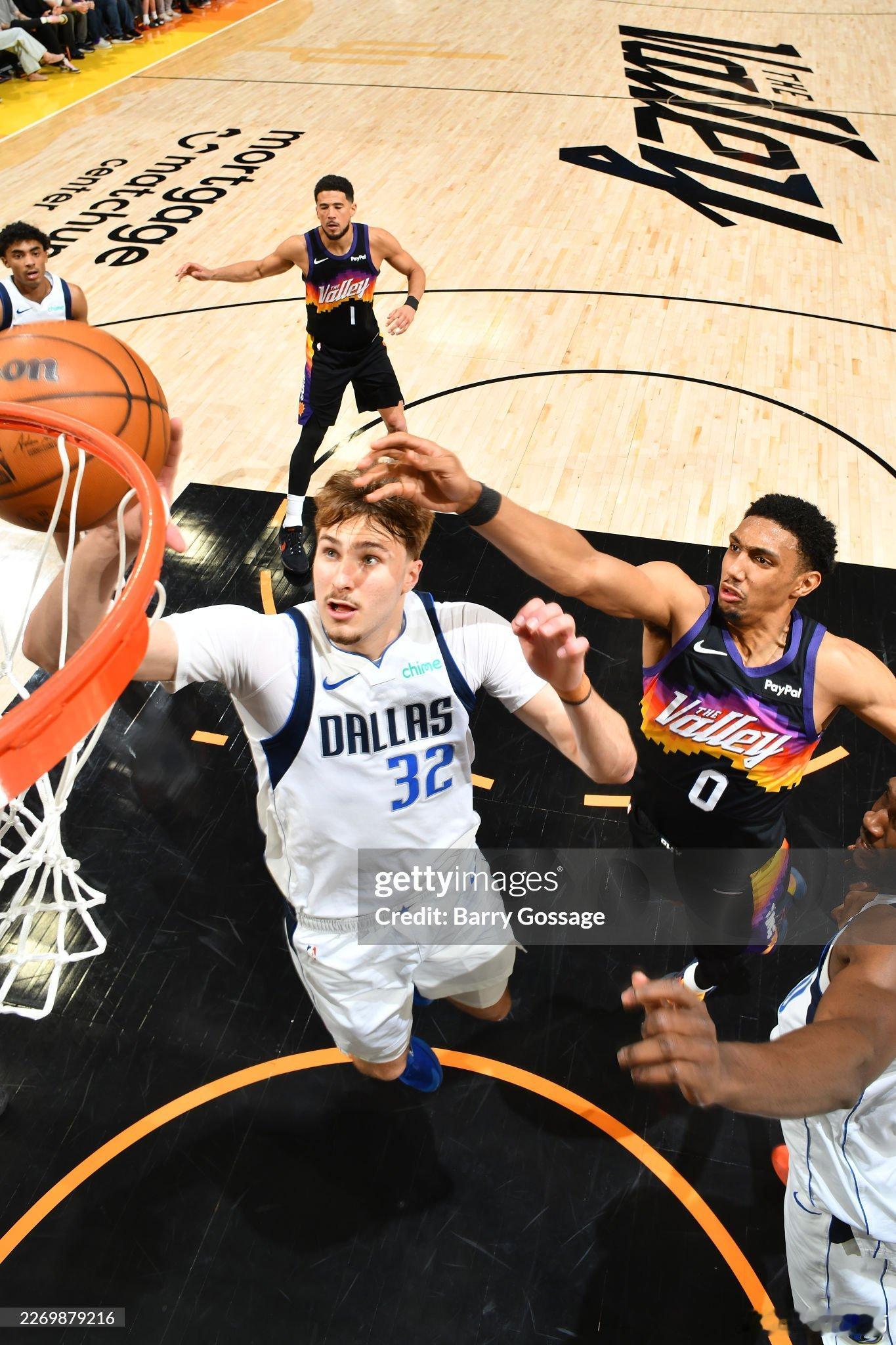 MFFL 弗拉格是本届新秀唯一一位在总得分、总篮板、总助攻、总抢断、总盖帽、场均