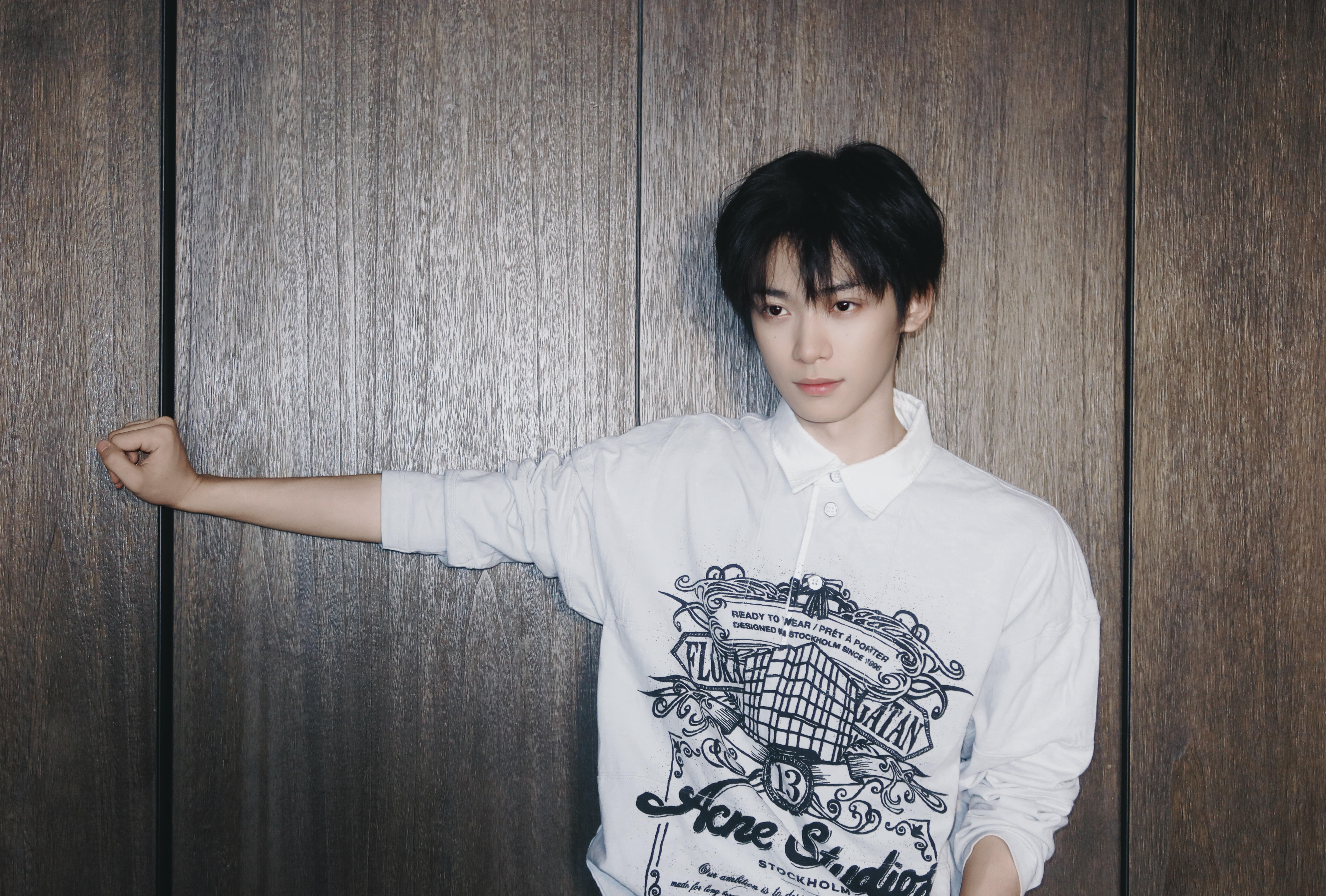 梓渝清爽少年感梓渝&大鱼&小十一合照又更新了🐱📸身上清爽干净的少年感真的帅气