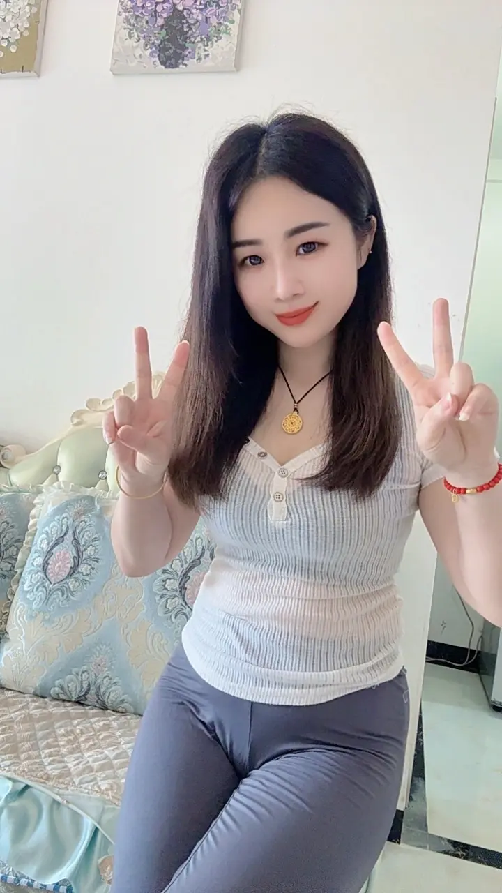 对的人照亮你的人生，错的人折磨你，所以选对伴侣真的很重要