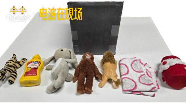对话 StageCraft 作者，聊一聊 VLA 从本体迁移到环境变化差在哪