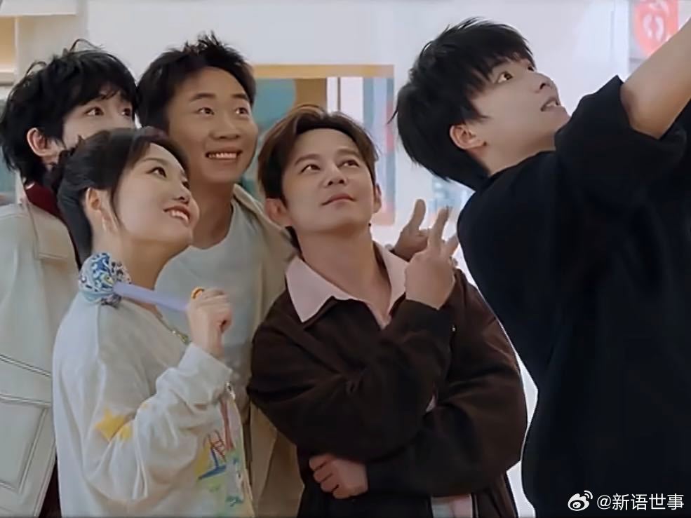何老师一说急室友连夜扛行李回宿舍 不是室友我也连夜扛行李回来了，请求立刻到明天中