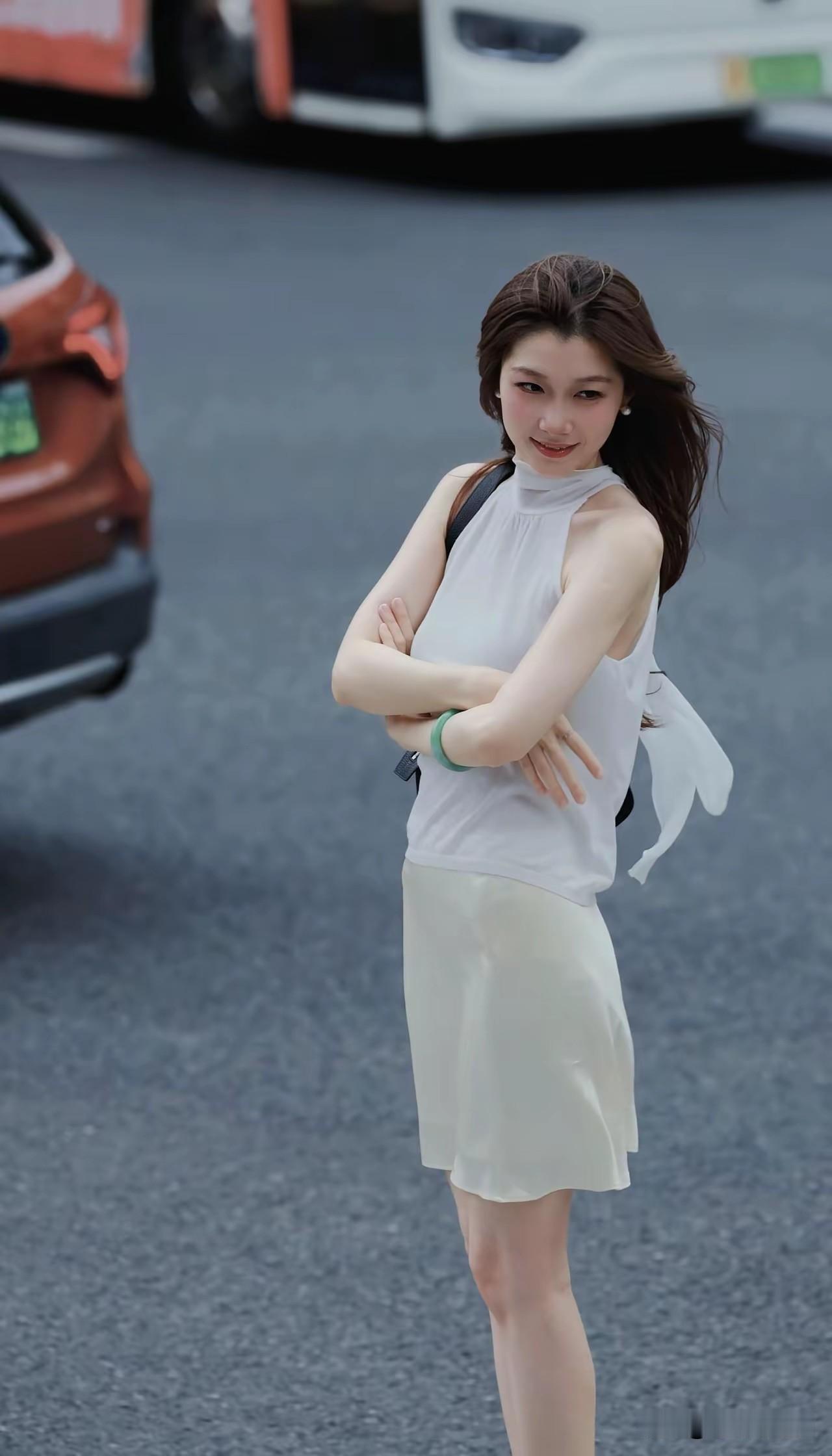 进入高考升学季，升学宴在某种意义上成了“鸿门宴”。去吧，心里一百个不乐意；不去吧