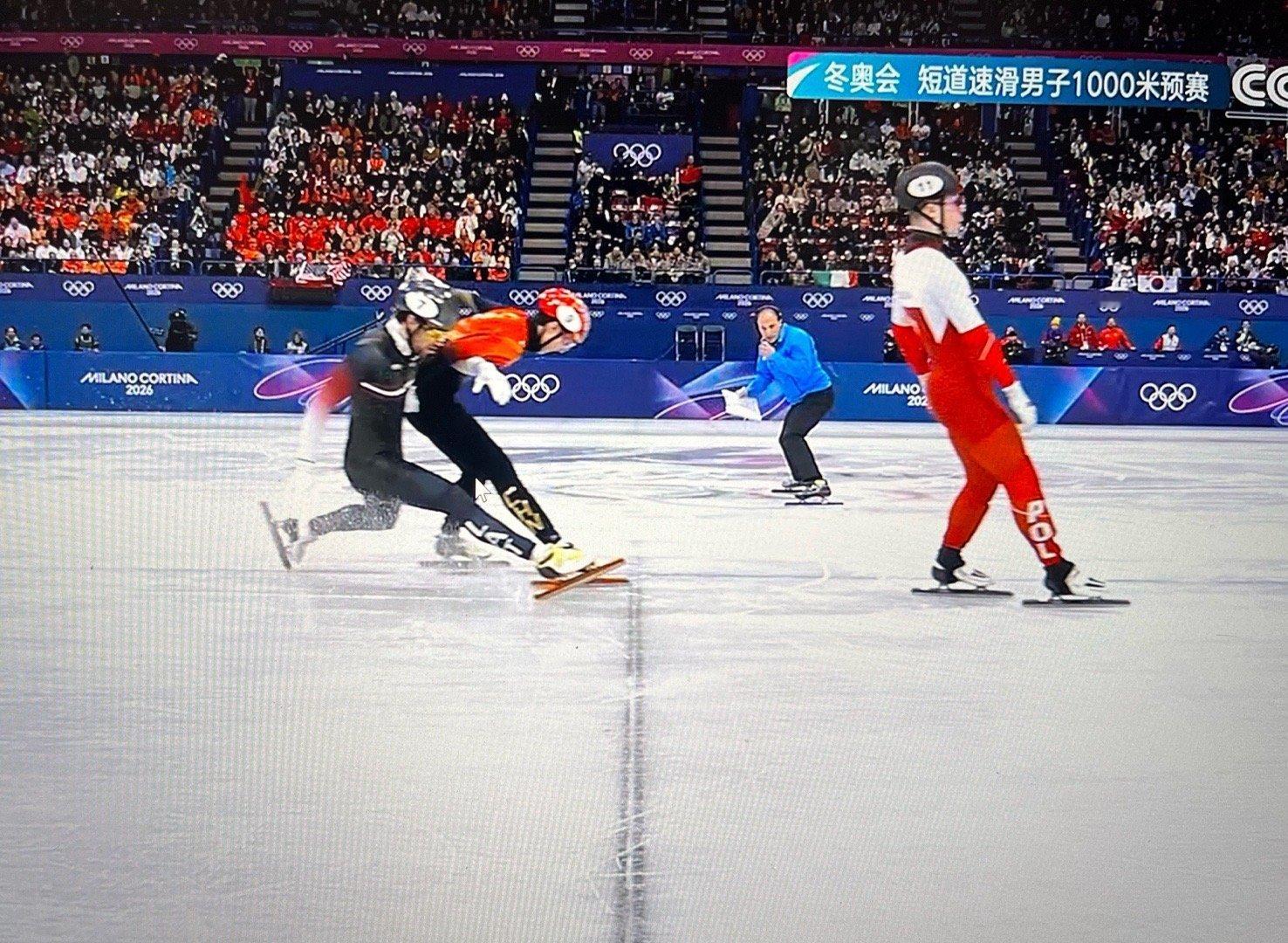 米兰冬奥会短道速滑男子1000米，三位代表中国队参赛的选手刘少昂（1分26秒81