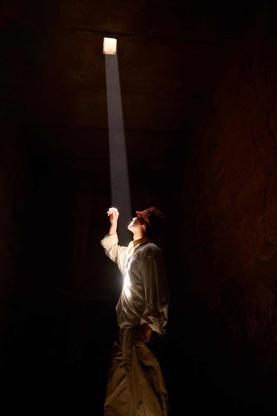 【张晚意和花少导游穆穆约上饭了】导游穆穆晒与张晚意合照 没想到花少7还有梦幻联动