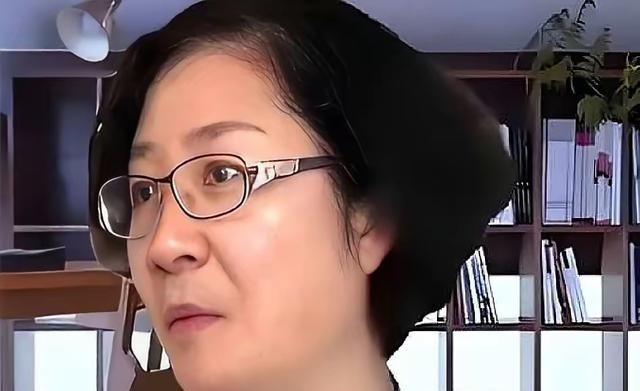 韩学杰一句“再不收外国学生”，曾直接被骂上热搜，全网骂她狭隘、封闭，说她丢中医的