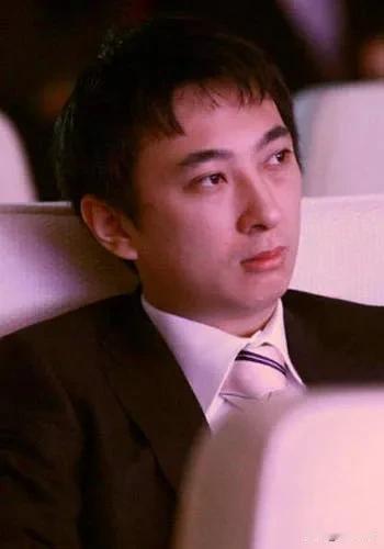 说实话，王思聪这个小子虽然整天耍酷豪横，换女朋友就跟换衣服一样，但是讨厌憎恨他的
