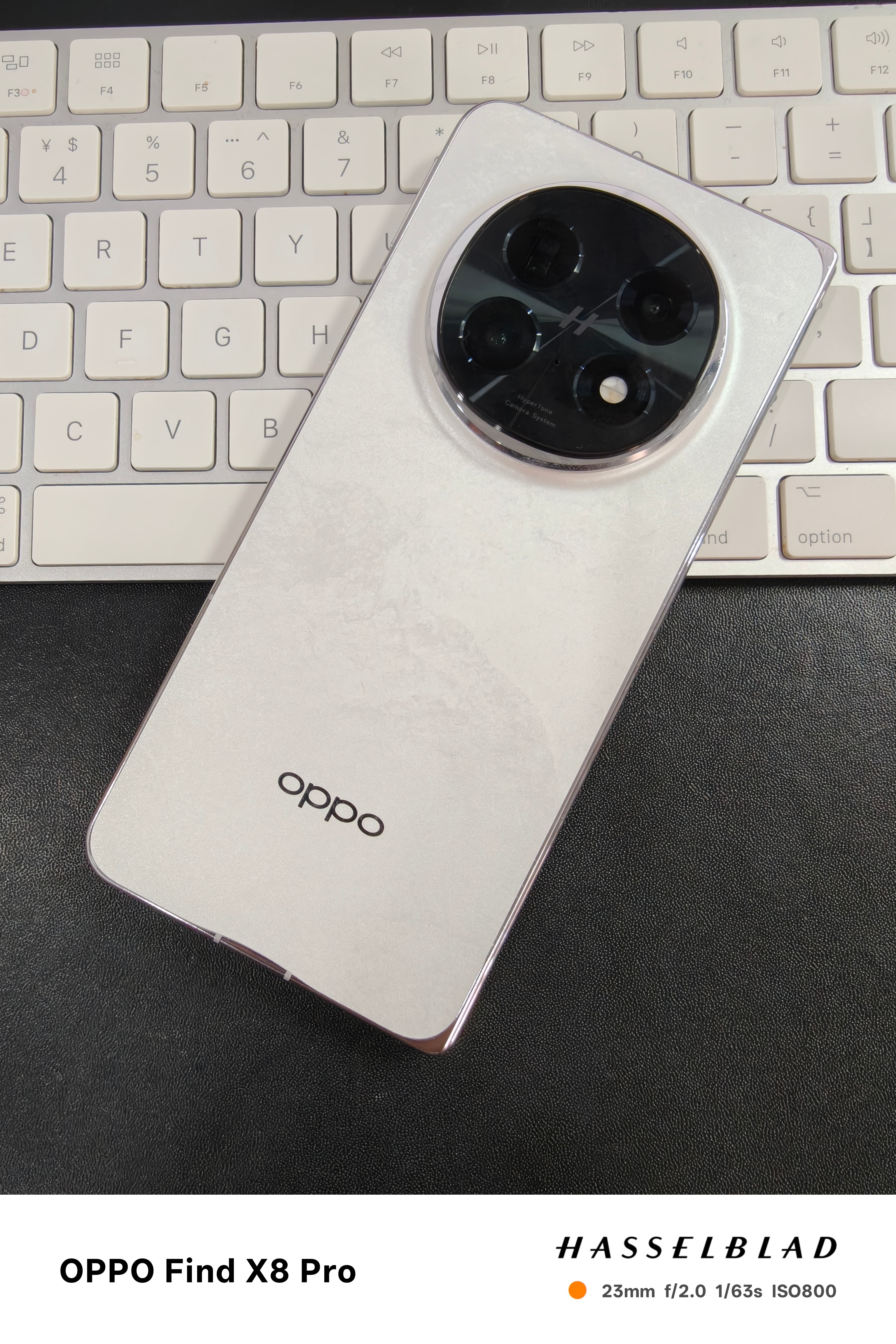 OPPO Find N5 全球最薄折叠屏  上手了，钛薄了！看图5充电C口，就能