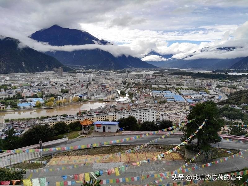 去林芝旅游,哪些地方值得去呢? 去林芝旅游，这些地方可不能错过。南迦巴瓦峰绝对是