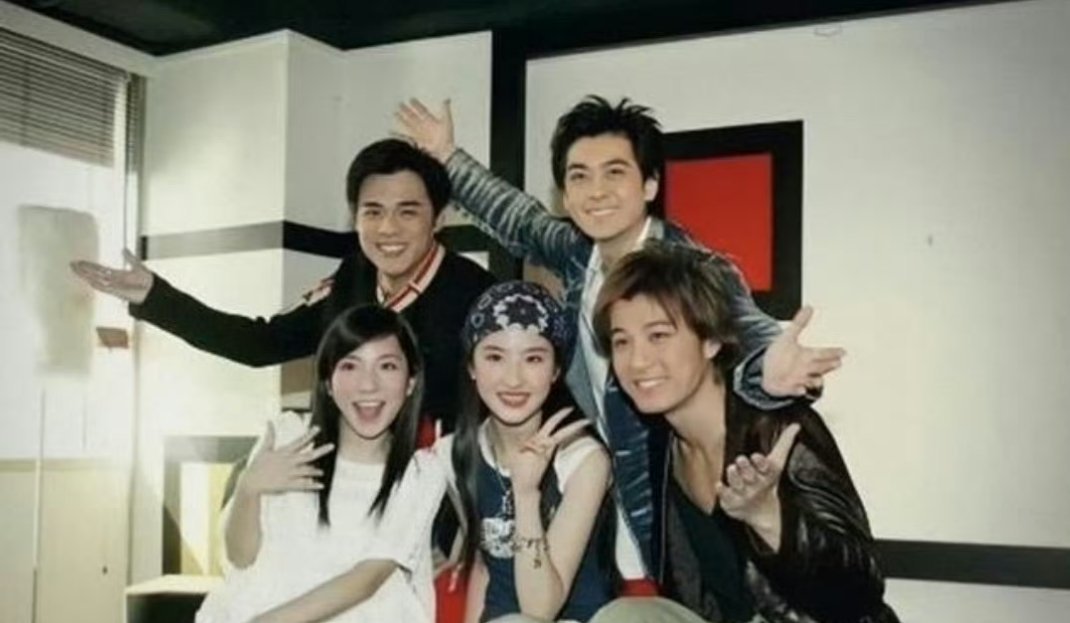 既然刘亦菲被称为天仙的话，那陈都灵说个天仙妹妹不过分吧 ！ 