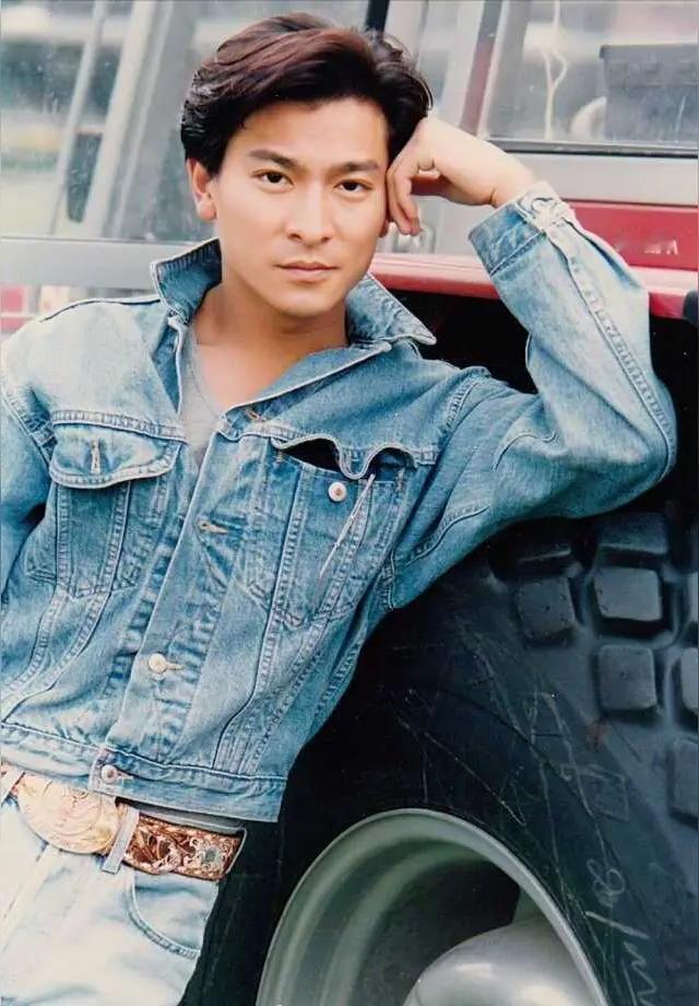 为什么刘德华一辈子都很受欢迎? 刘德华一辈子受欢迎，自有他的道理。他出道几十年一
