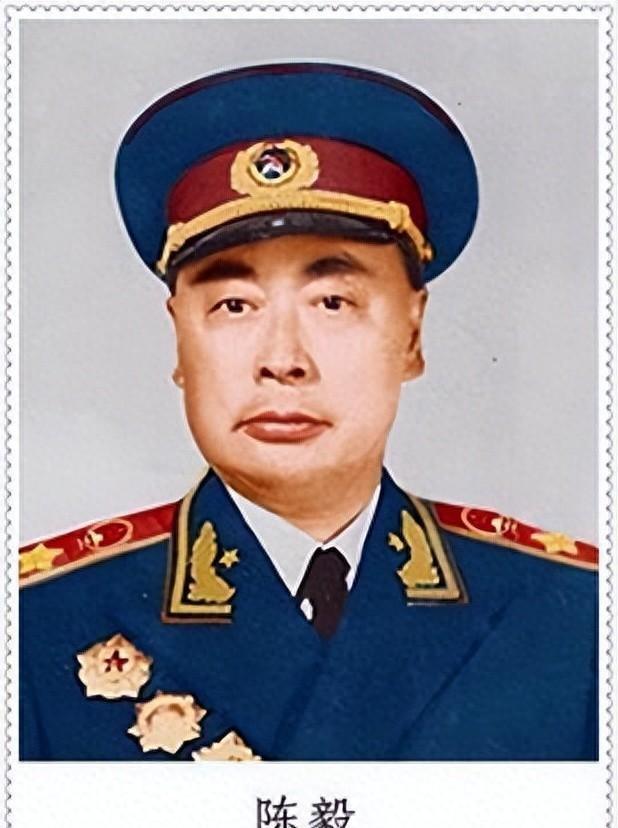 新中国成立后，陈毅曾派专人携带介绍信前往江苏句容地区，专程寻找一位英雄烈士的亲属
