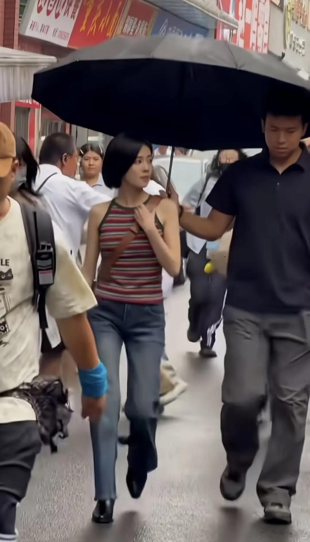 omg 你吓到我了哪个是女明星 ​​​