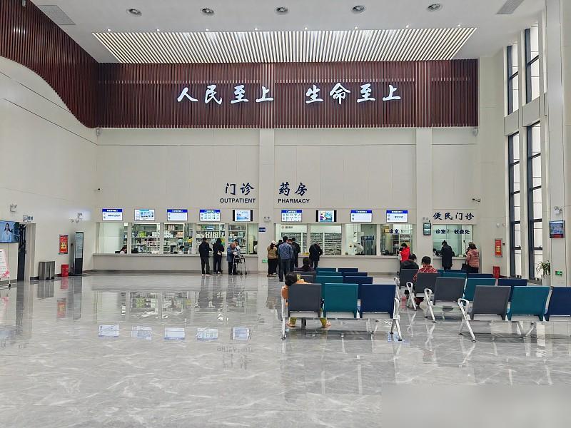 我爸躺了六十六天医院，我媳妇连个面都没露。

作为实打实踩过类似坑的过来人，我真