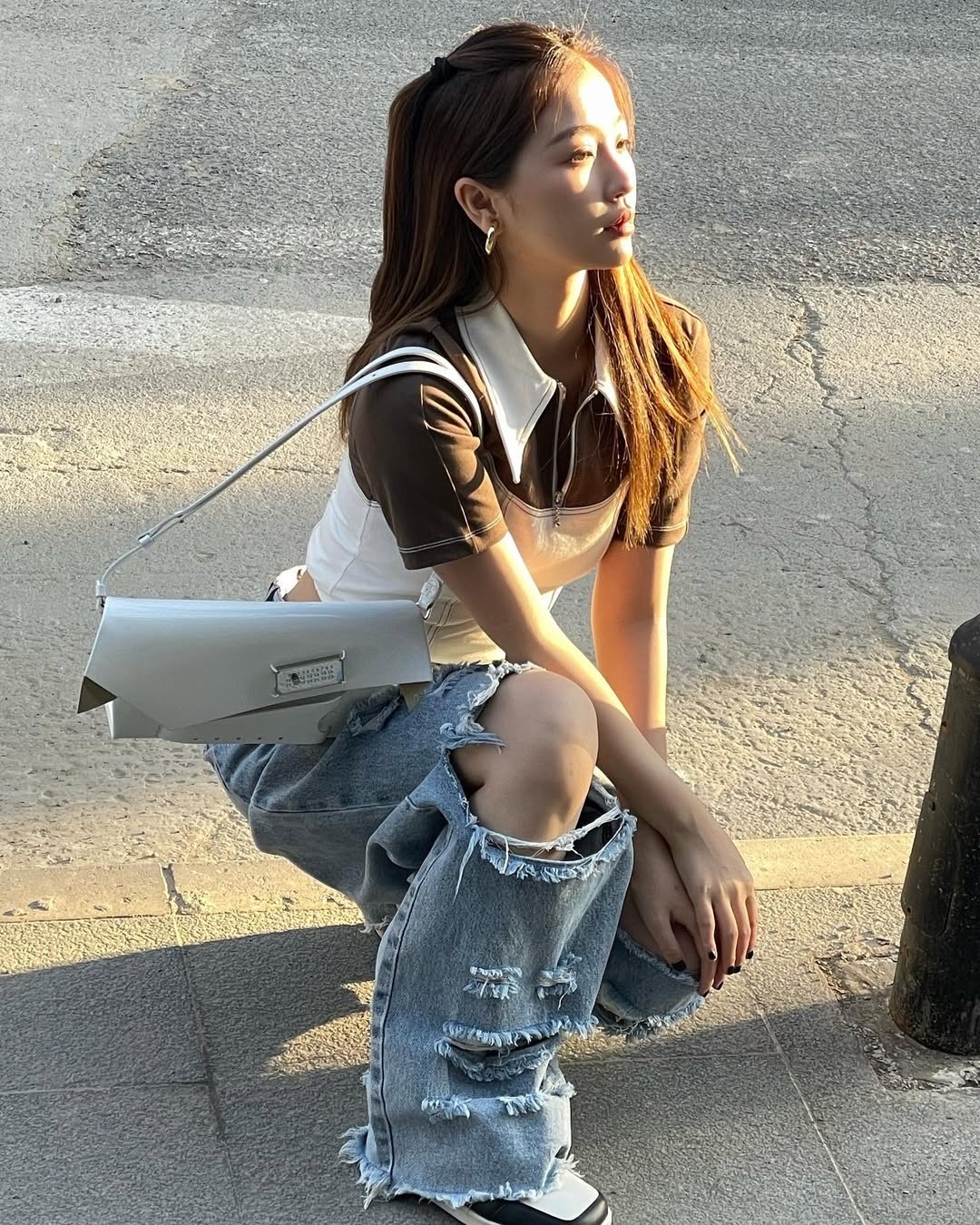 【estheeerrrr ins】 220523  2p  ☀️那一刻光都偏向你