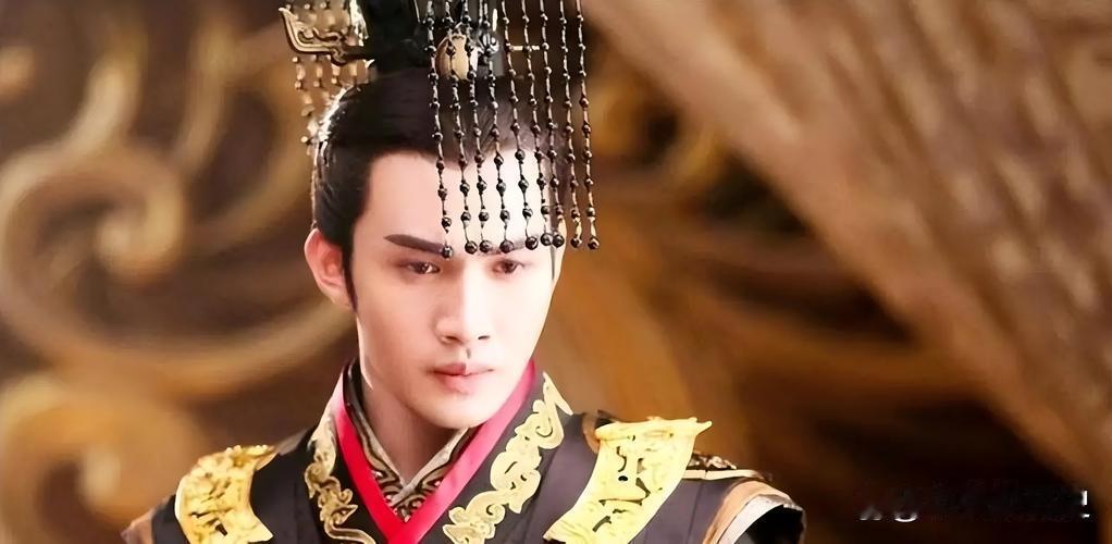 《汉昭帝后宫：权力漩涡中的悲情绝唱》

在汉武帝辉煌落幕的余晖里，八岁的刘弗陵登