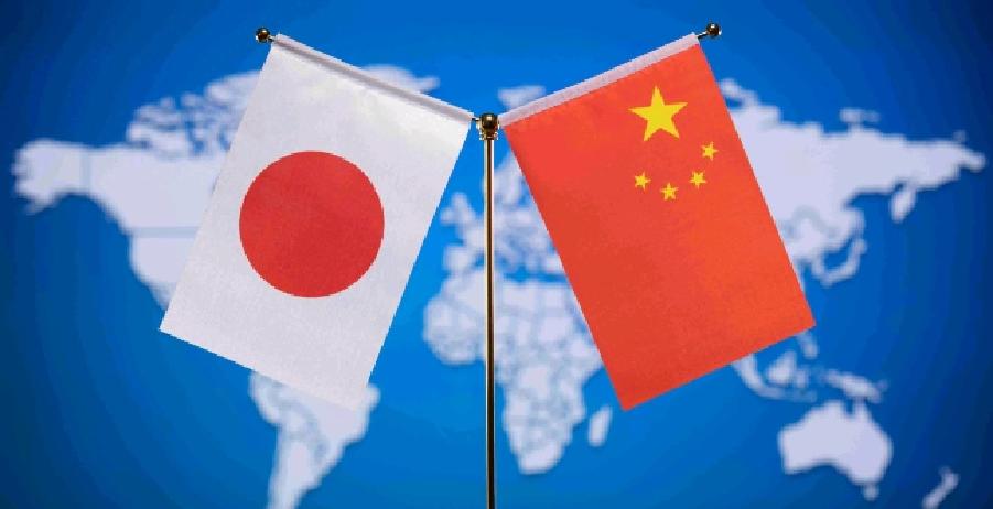 就在刚刚
 
中国相关部门突然宣布了：呼吁公民避免前往日本。
 
11月15日，