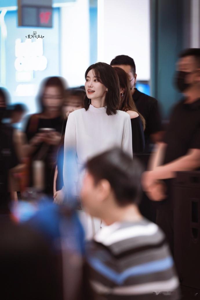 张小斐铁了心要养妈粉张小斐有种气血充足的美原来气血充足是这种高级美，张小斐真是养