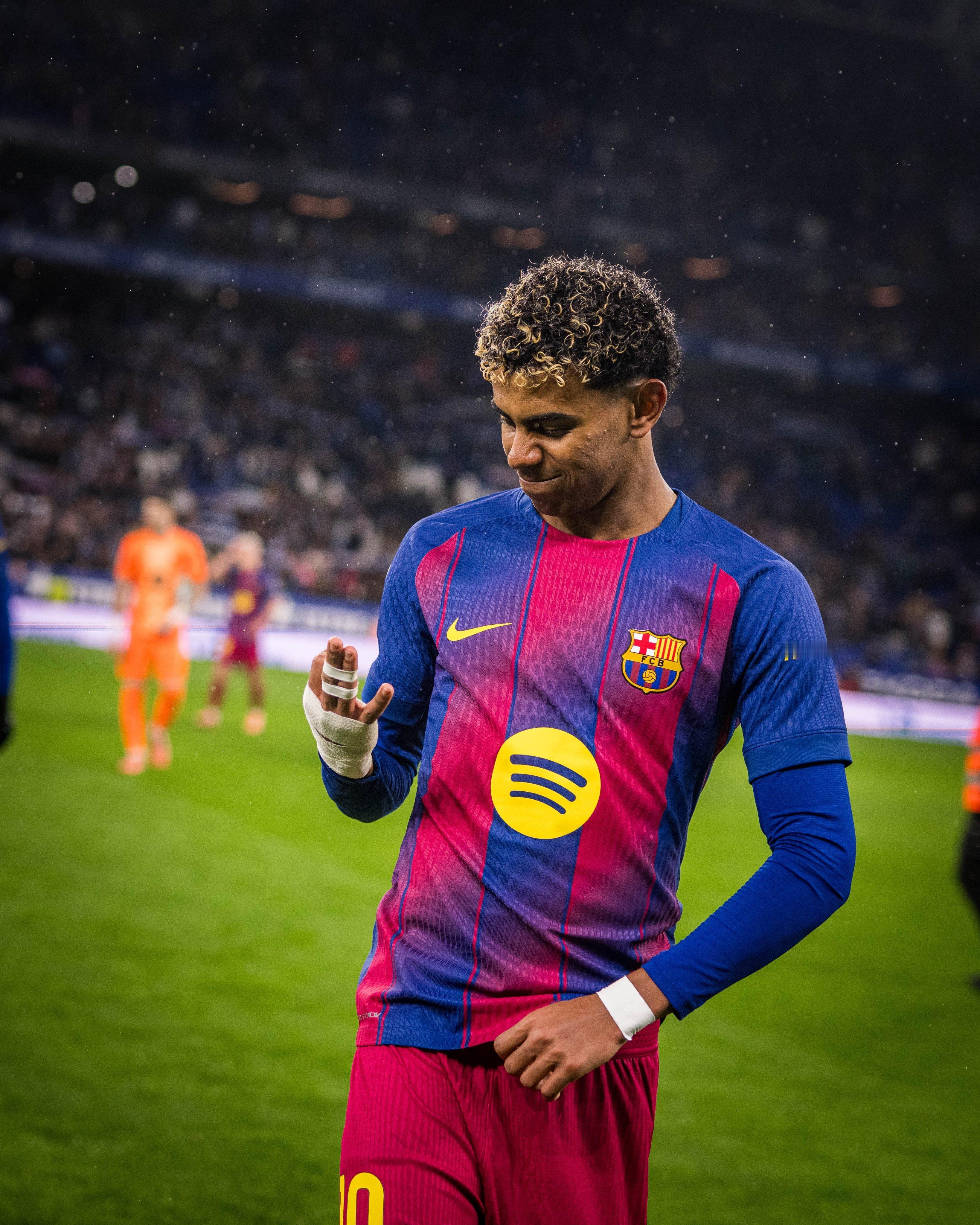 RAC1：巴塞罗那对阵西班牙人的不败纪录已达到29场✅ 🦶这是西甲联赛历史上对