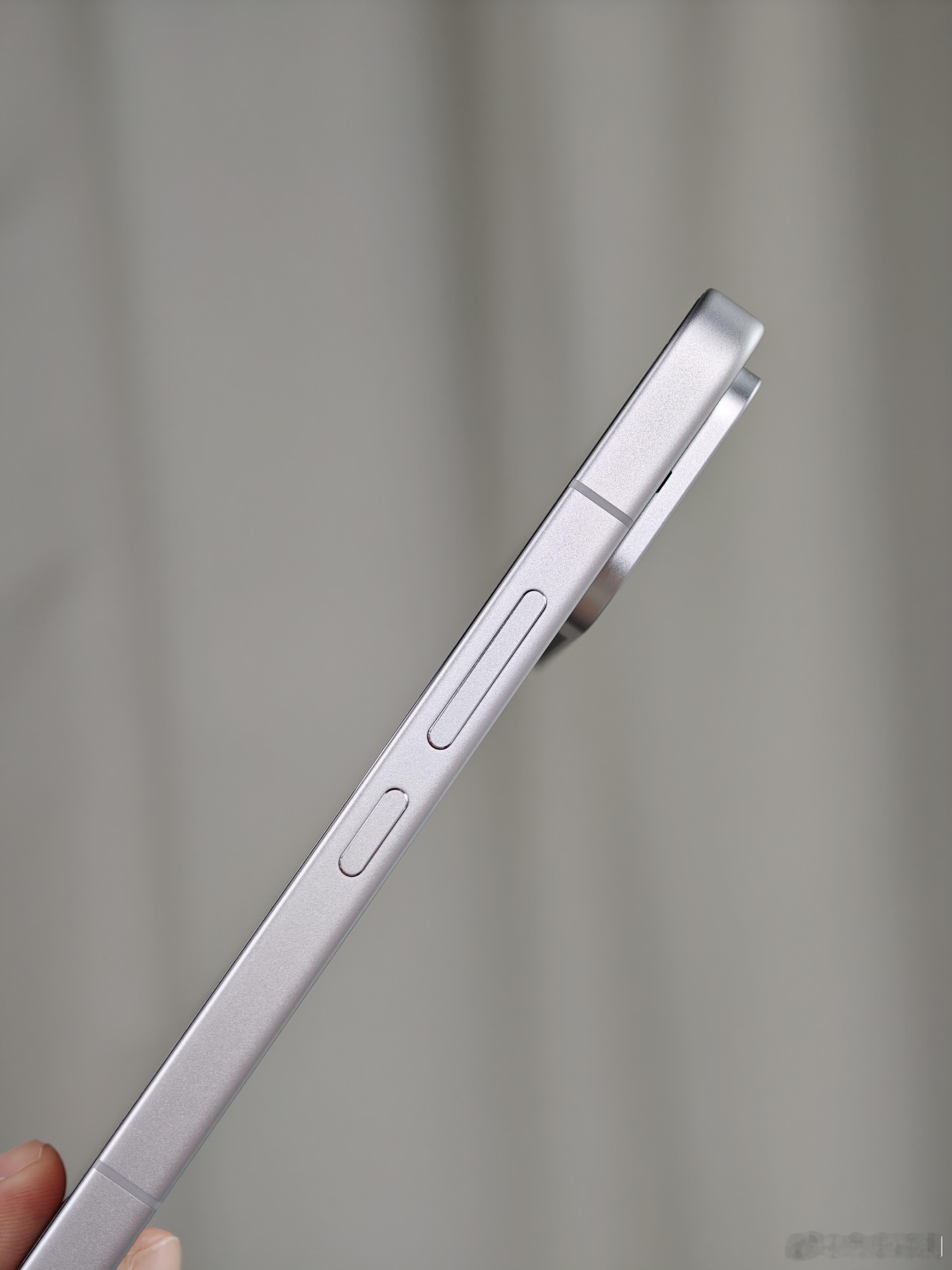 K90 Max 银色甄姬随手拍，外观10分能打几分？ 