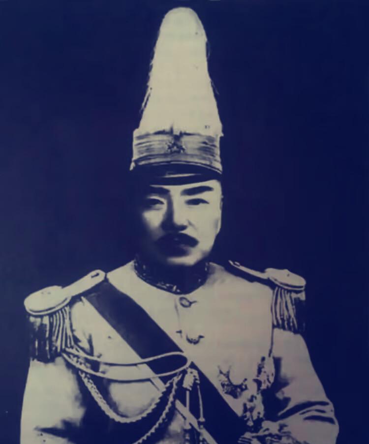 1924年，冯德麟宣布脱离军界，在辽西北镇养老之后，没有大事基本不去奉天。但是一