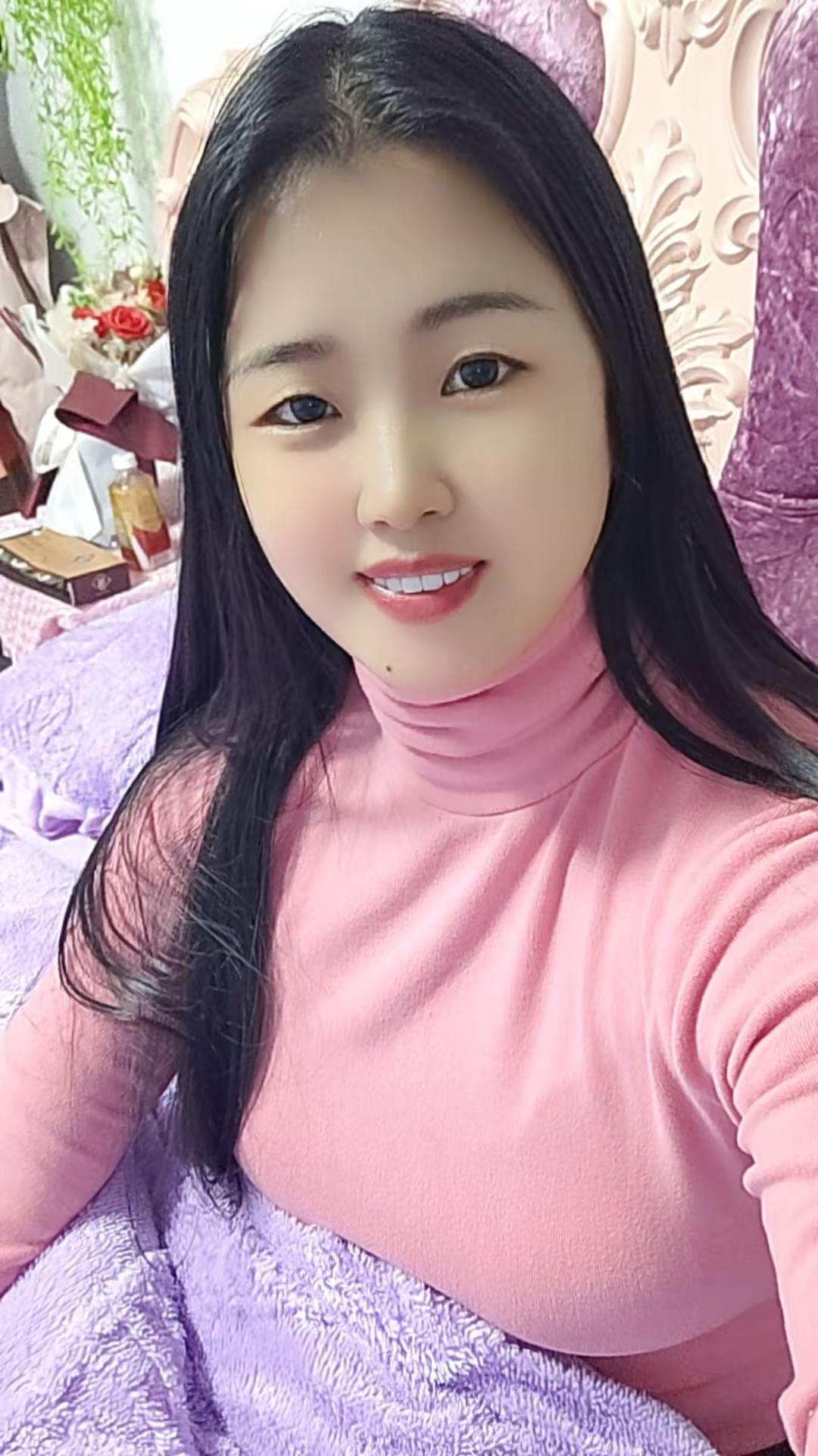 也不知道你们混的是什么圈？我是天天混的都是黑眼圈