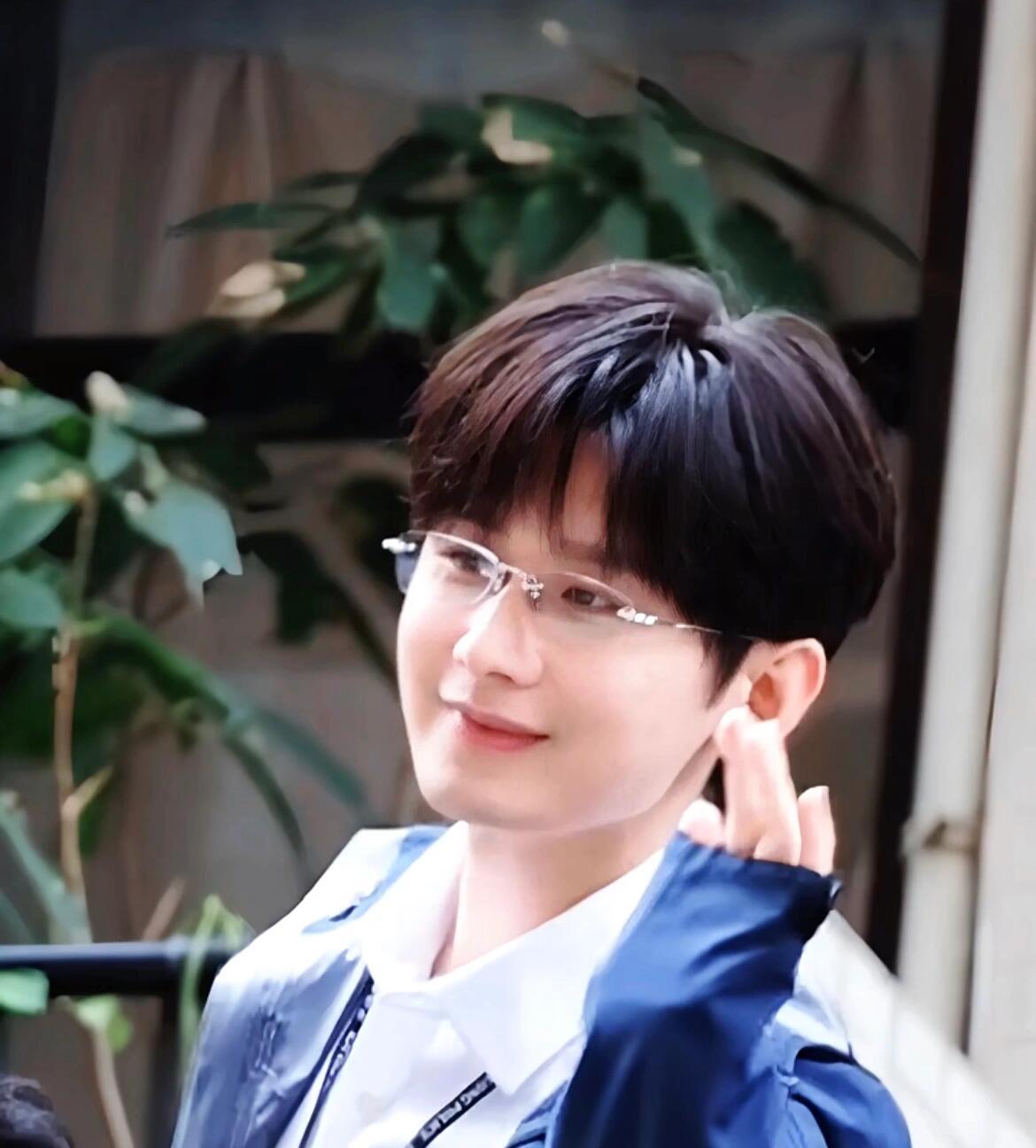 以为林彦廷是猛男，结果是萌男原来我们林彦廷是这样萌萌哒阿sir啊
