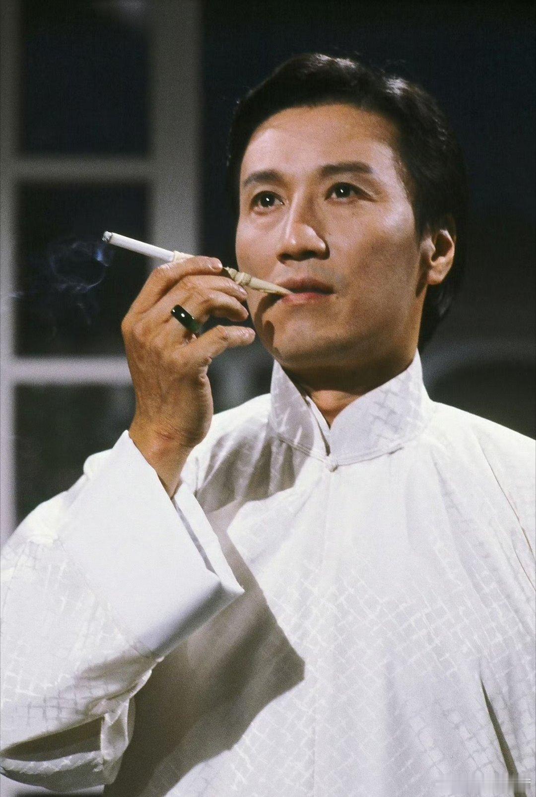 谢贤生平从1952到2026，七十三年的光影路，四哥走得足夠精彩。16歲入行，憑