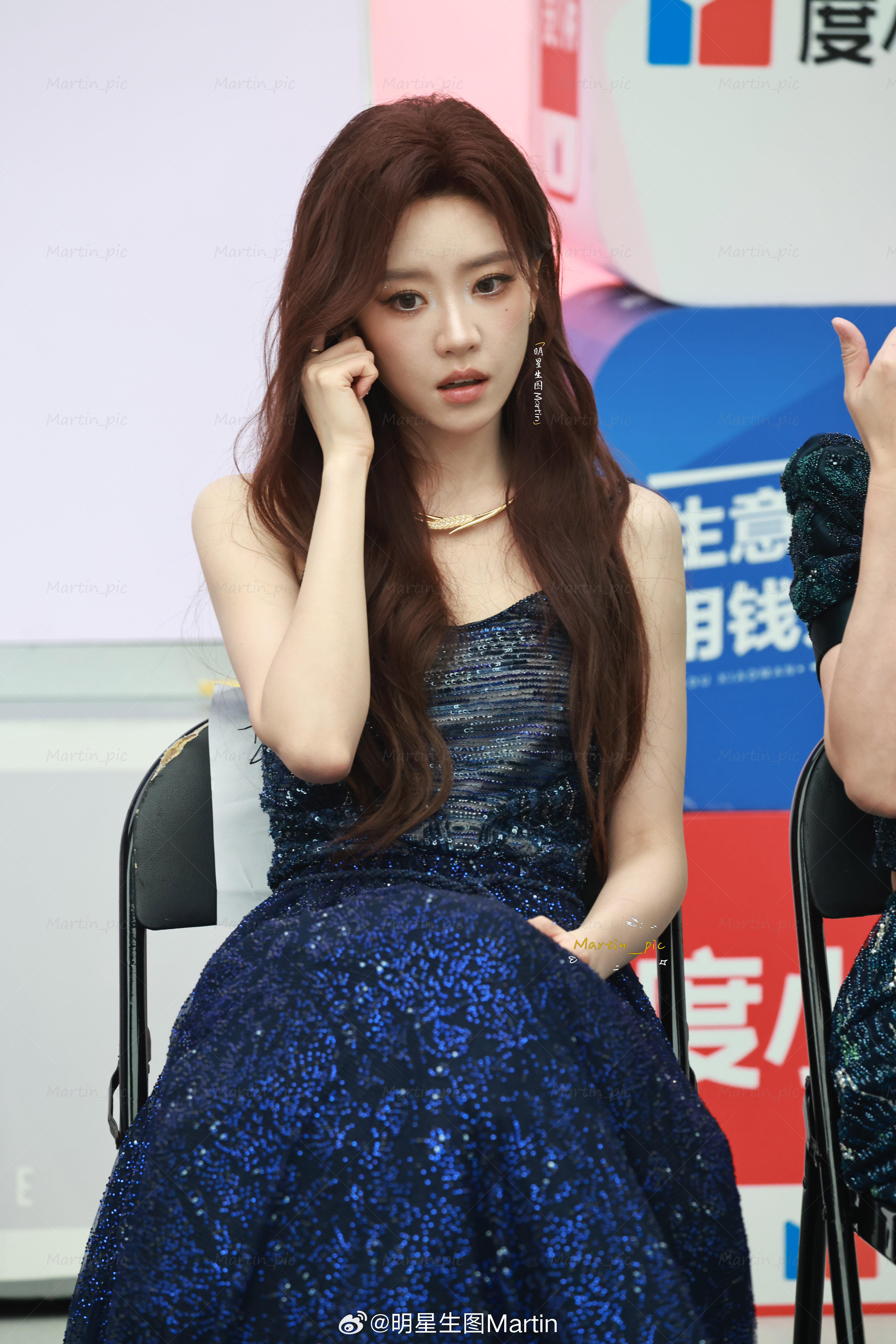 张月 张月成团夜生图恭喜闪闪发光的年度队长张月～ 美美美浪姐成团名单张月年度队长