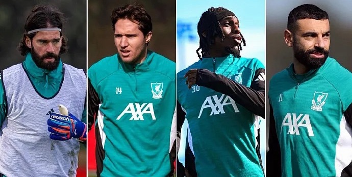 据利物浦官方社媒报道，在对阵曼城的赛前发布会上，利物浦主帅斯洛特透露了球队近期伤