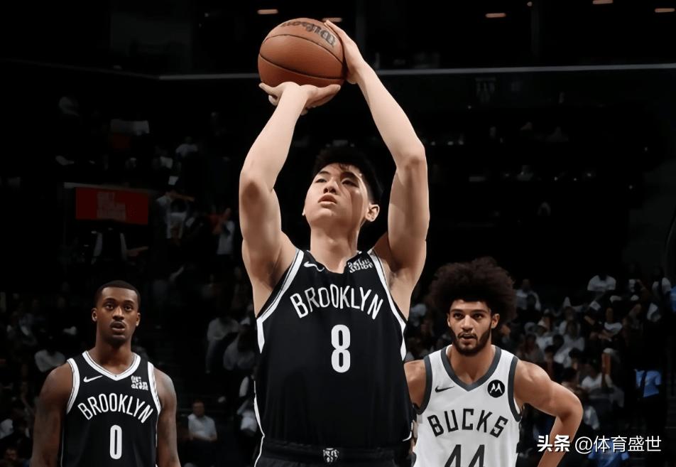 崔永熙婉拒NBA球队这事儿，真得夸他明智。9月采访里他就说了，康复8个月时NBA