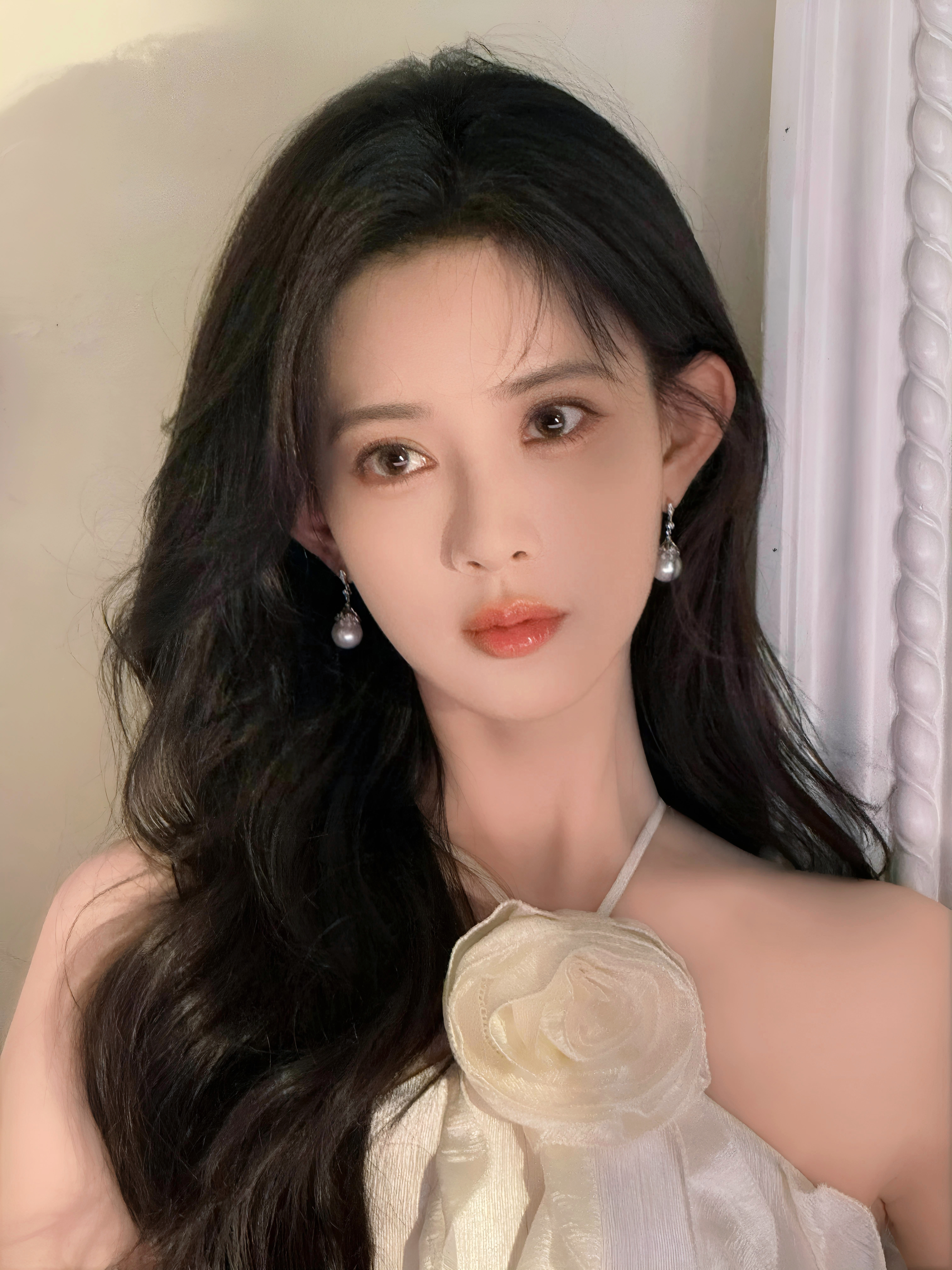 迫不及待想看现偶定妆照🥺 