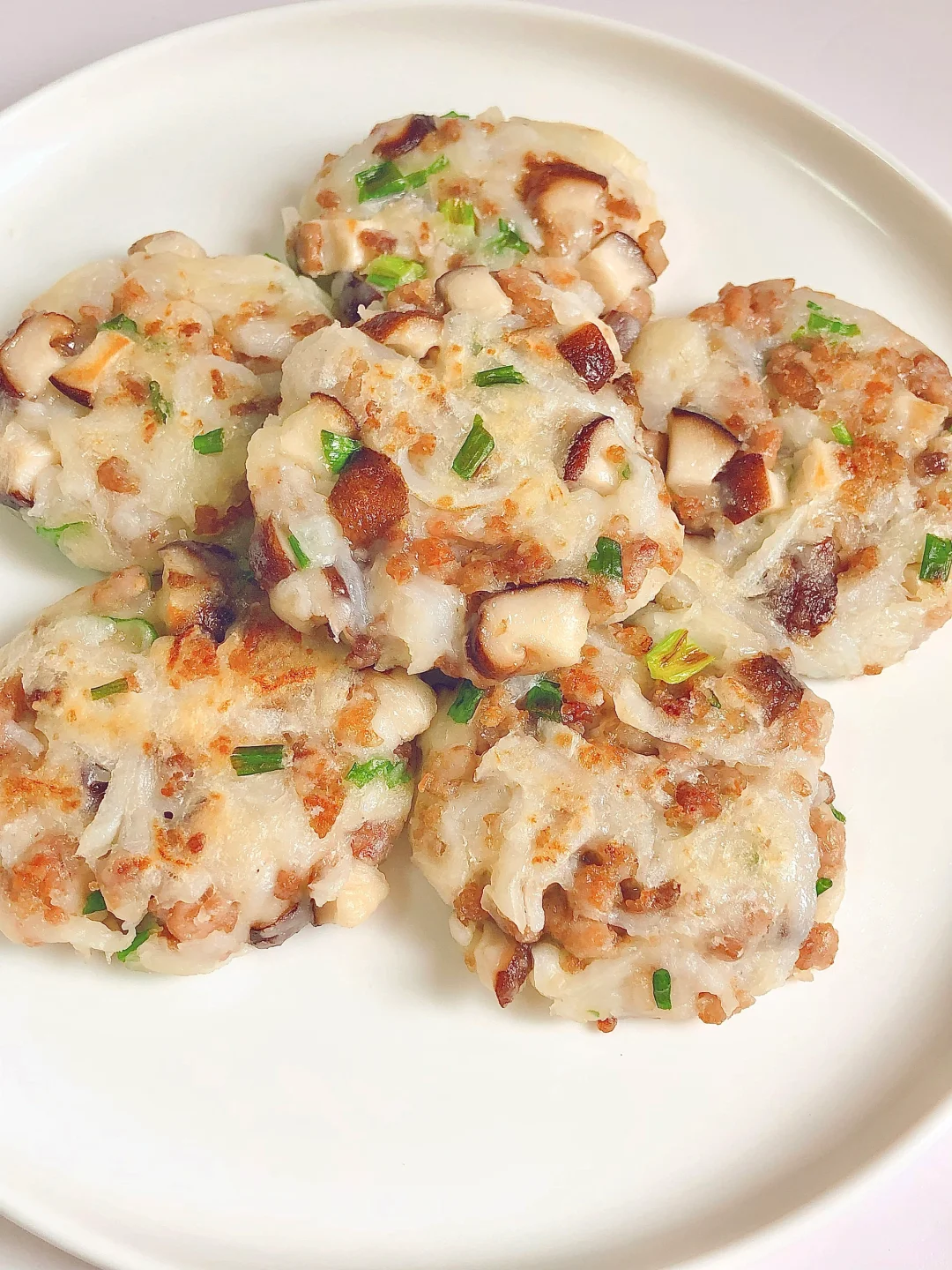 软嫩鲜香孩子超爱吃的萝卜饼