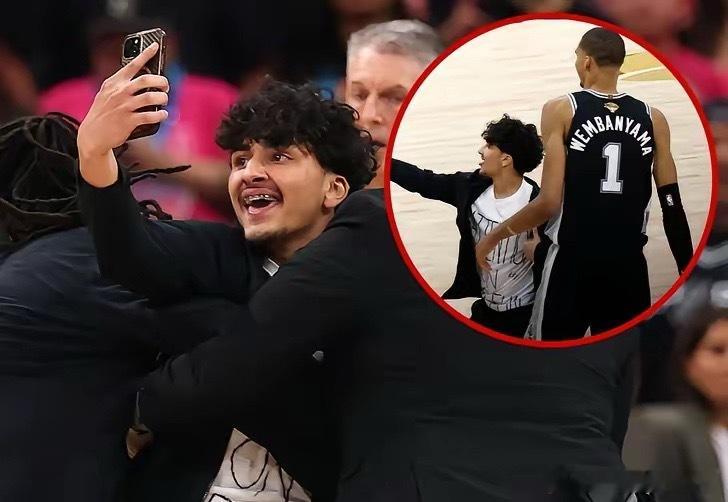 NBA冲场球迷已被逮捕重罚！昨日NBA总决赛首场比赛进入末节，一名男子突然从观众