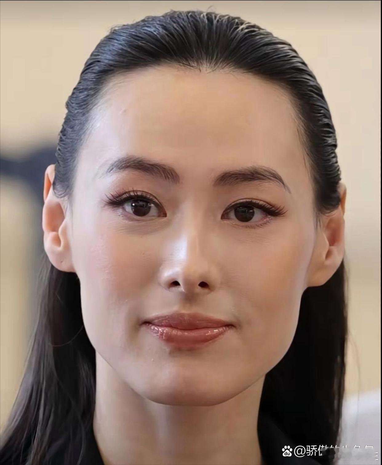 梁洛施高清怼脸拍。 