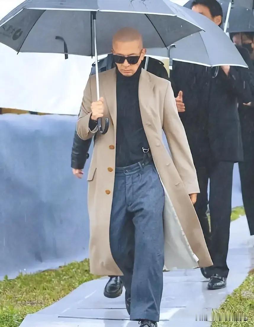 谁也没想到，当初守墓一年的具俊晔，如今早已悄悄回了韩国

谁也没想到，当初在大S