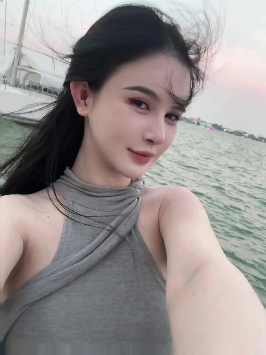 永远只是助兴词  当下才是最珍贵