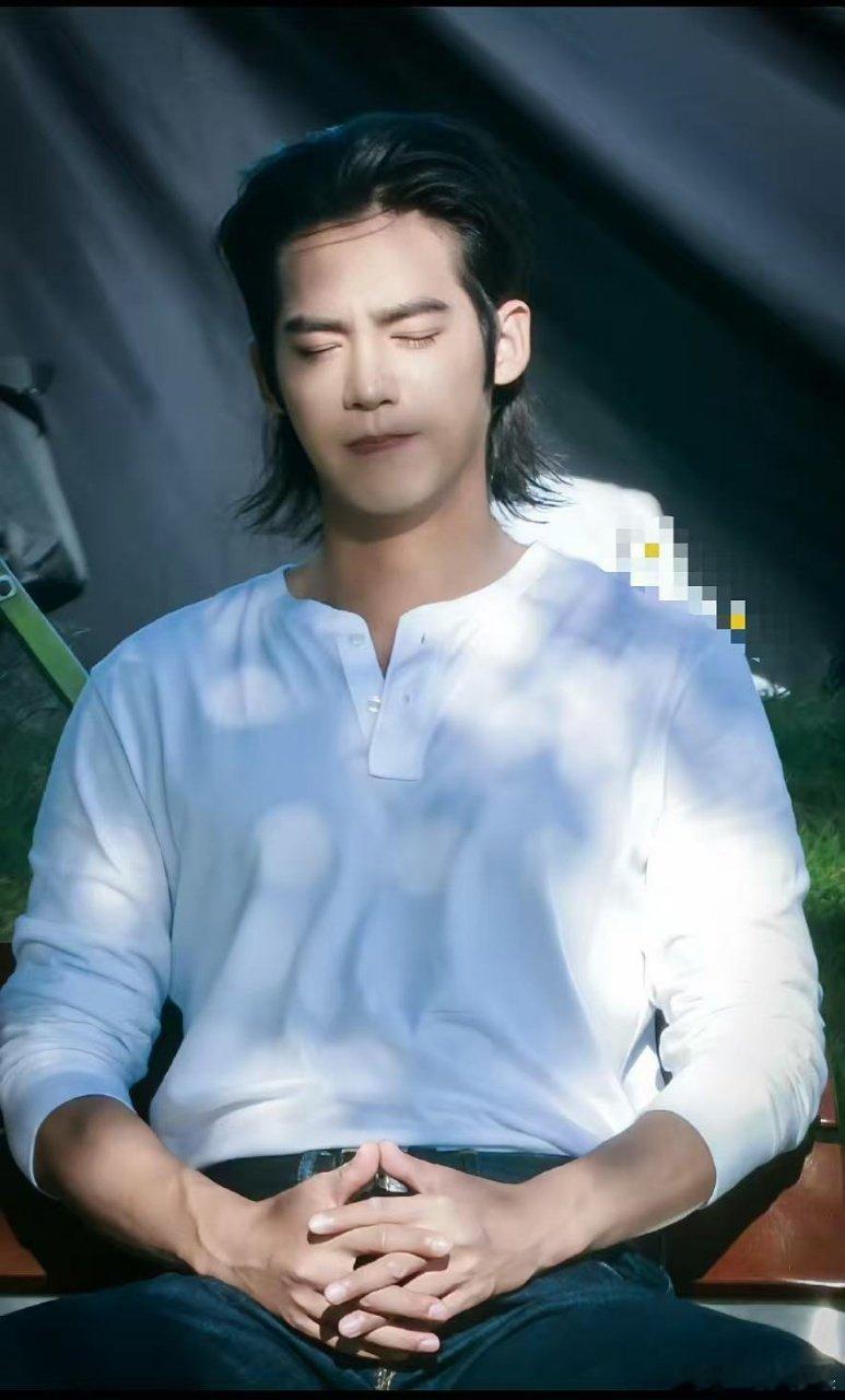 张小斐于适闯入悬疑赛道张小斐于适首搭居然是悬疑剧！高智商疯批化学专家和亦正亦邪修