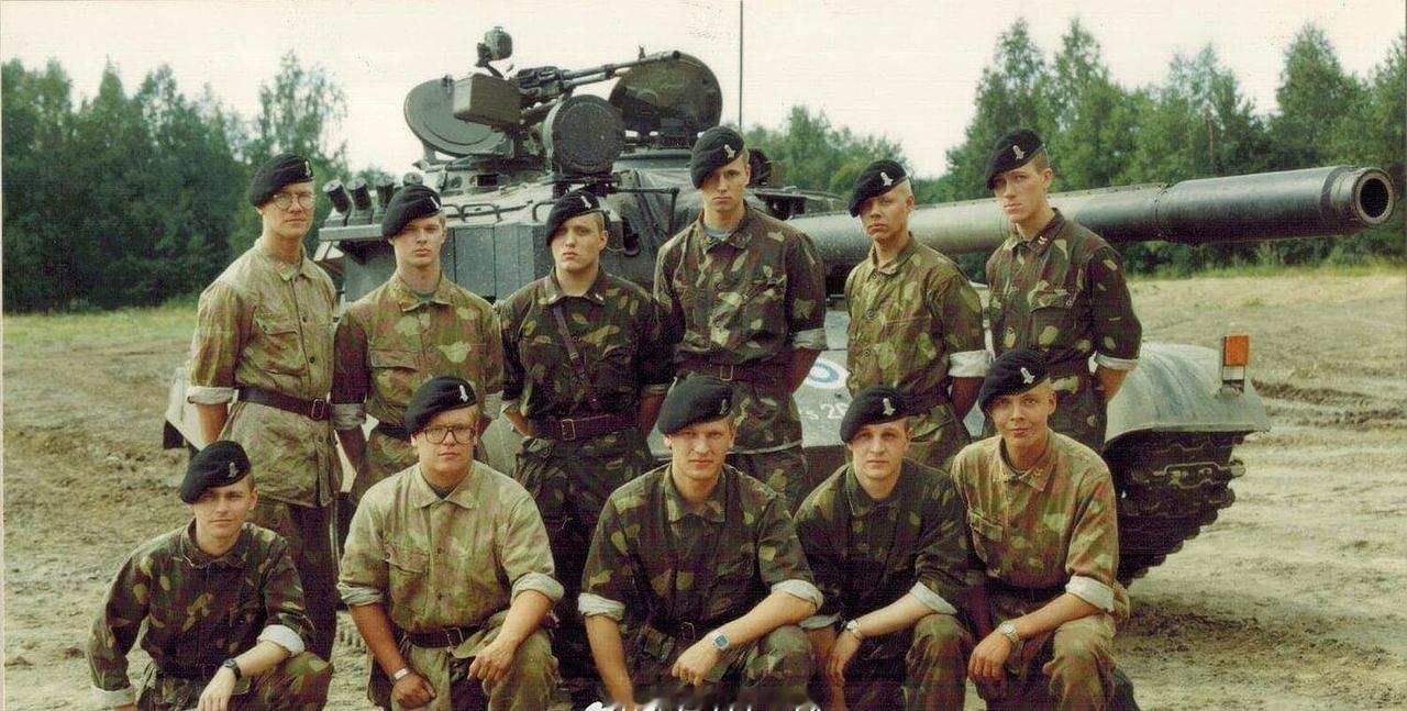 芬兰262-37号T-55M,根据芬兰人的说法，是唯一一辆加装 MEXAS装甲的