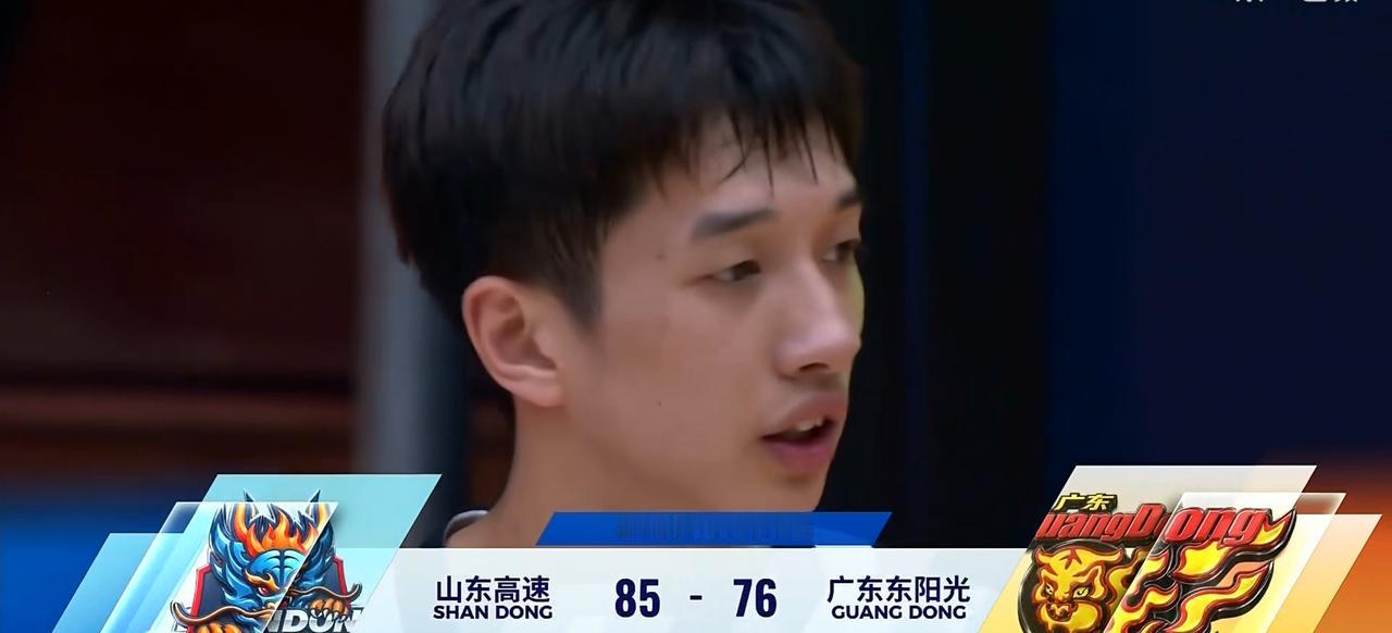2026年10月31日晚这场CBA真的看得人目瞪口呆，广东队世风日下，雄风不再，