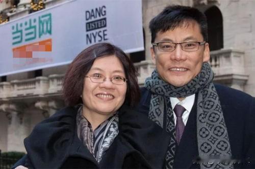 18线艺人邓莎，最近自动爆料自己是丧偶式婚姻。这种不是新闻的新闻，大家见怪不怪的