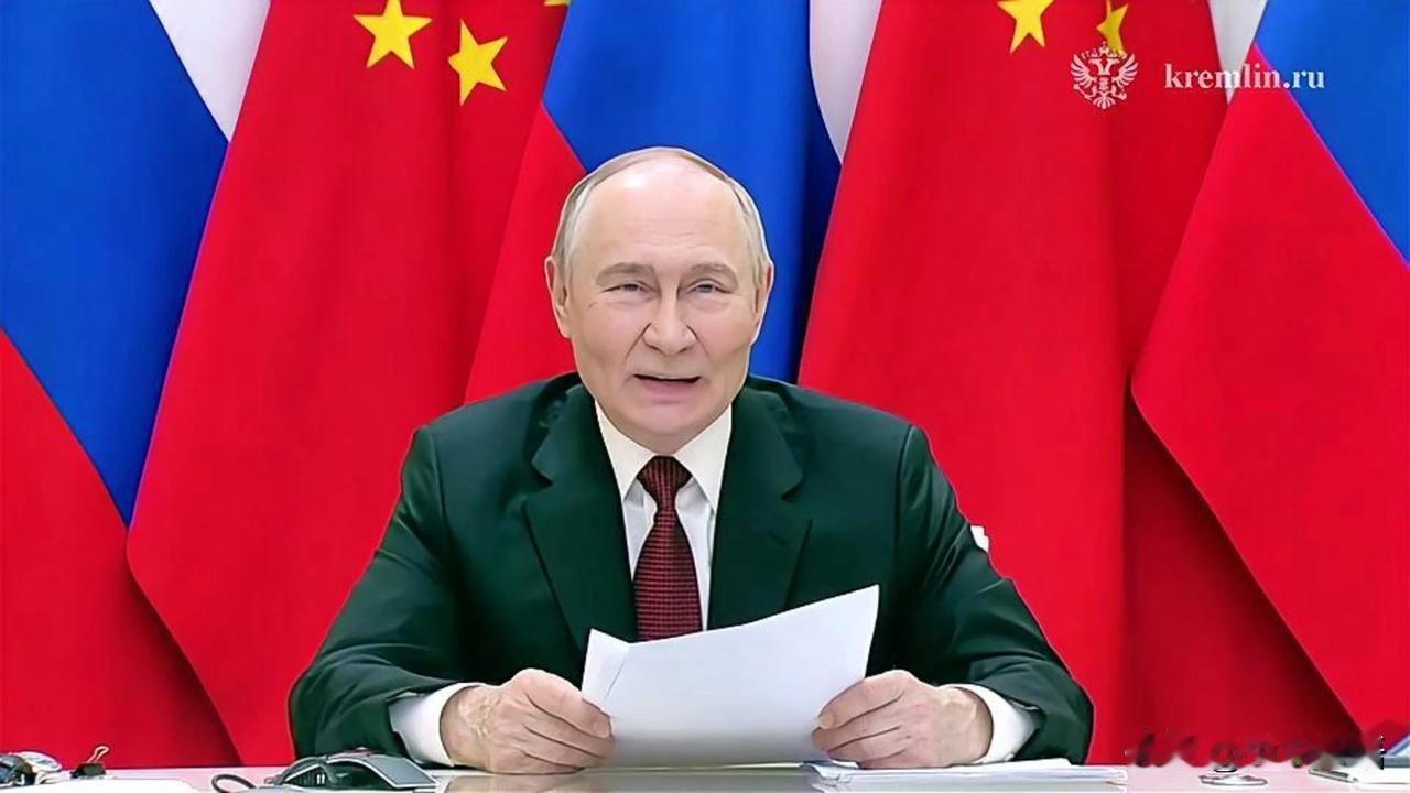 普京马上就要来了，此次访华前他也和特朗普一样，已经用多架运输机送来了不少东西，车