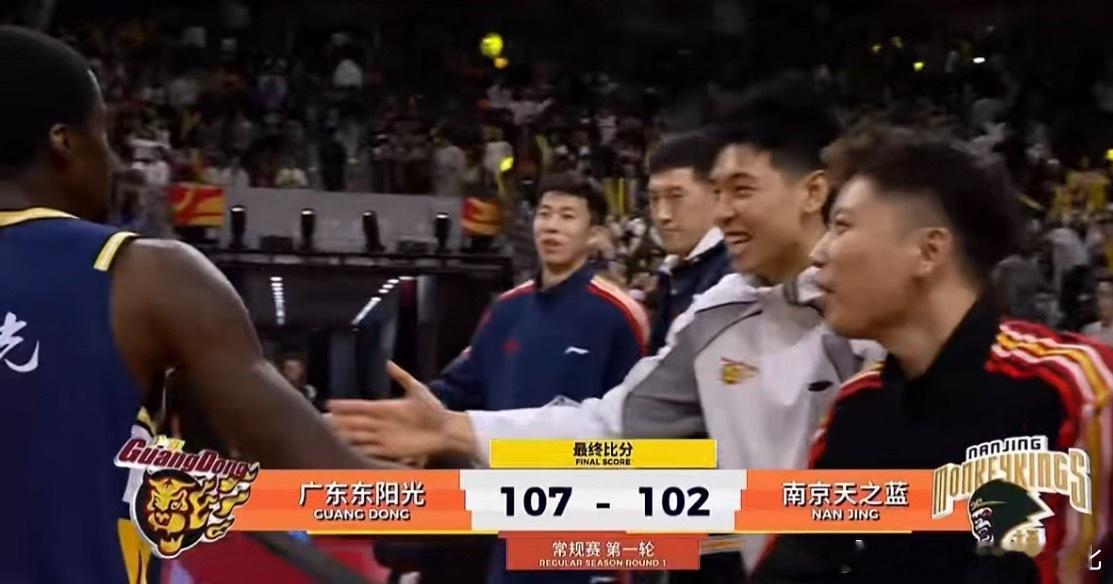 徐杰受伤银河战舰差点翻船，吓一跳😱 