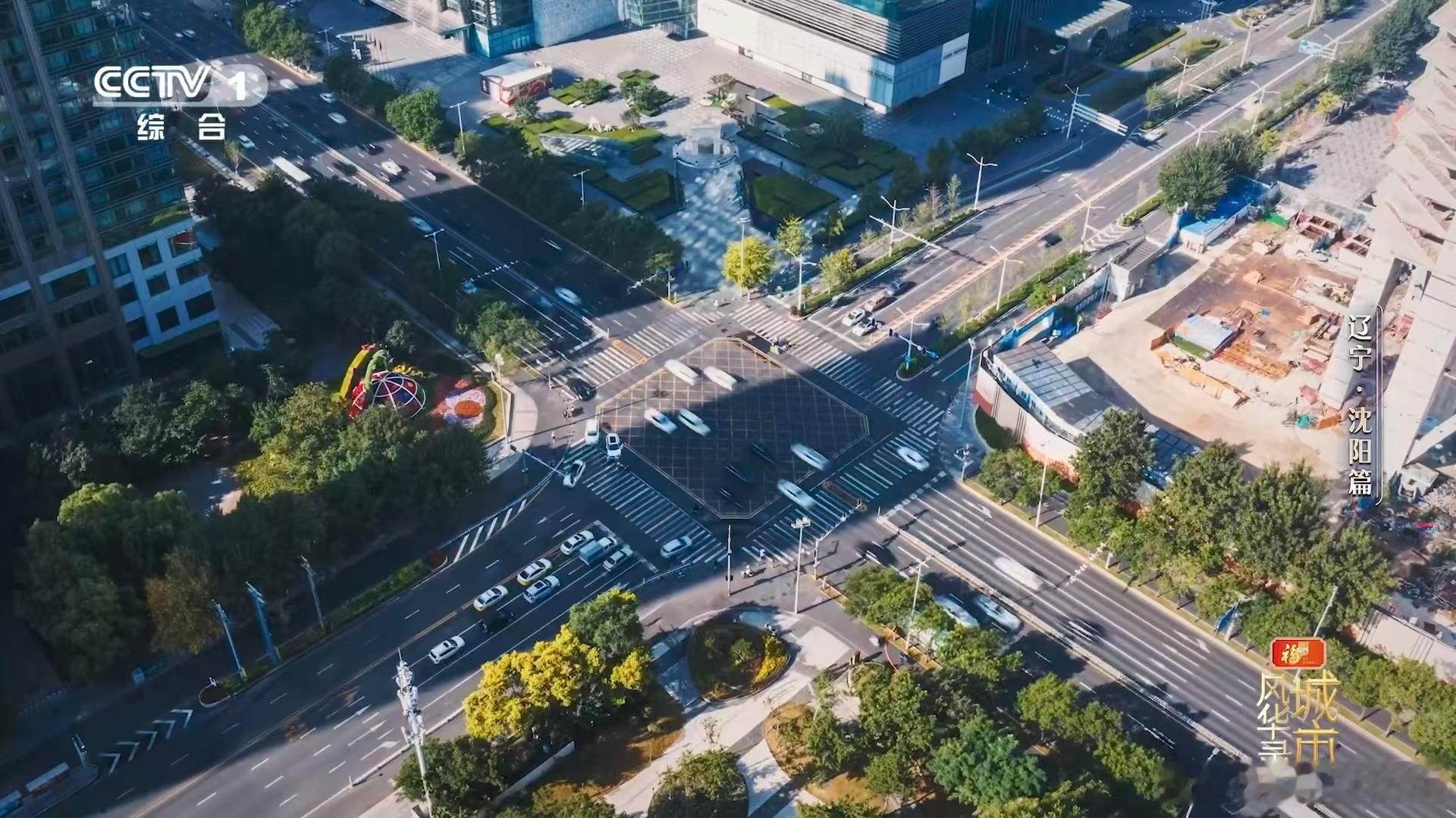 东北聚餐氛围感天花板，围着鸡架谈天说地，朴实快乐真的太戳人心啦一直不理解鸡架这种