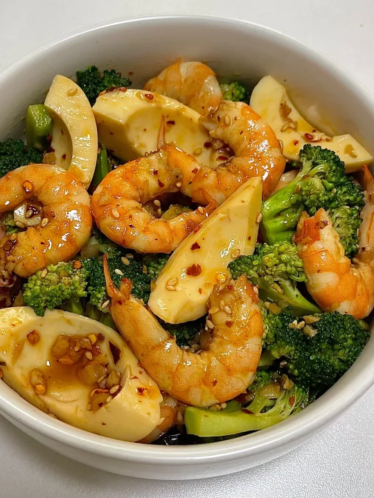 啊啊啊这玩意儿太好吃啦 快乐减脂！！ 低脂凉拌菜真绝 太好吃啦 西兰花...