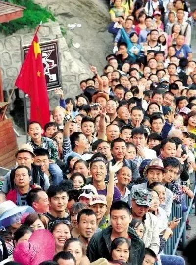 大家知道不？最近有个大新闻，日本和广东的出生率对比，简直是个大反差！日本今年上半