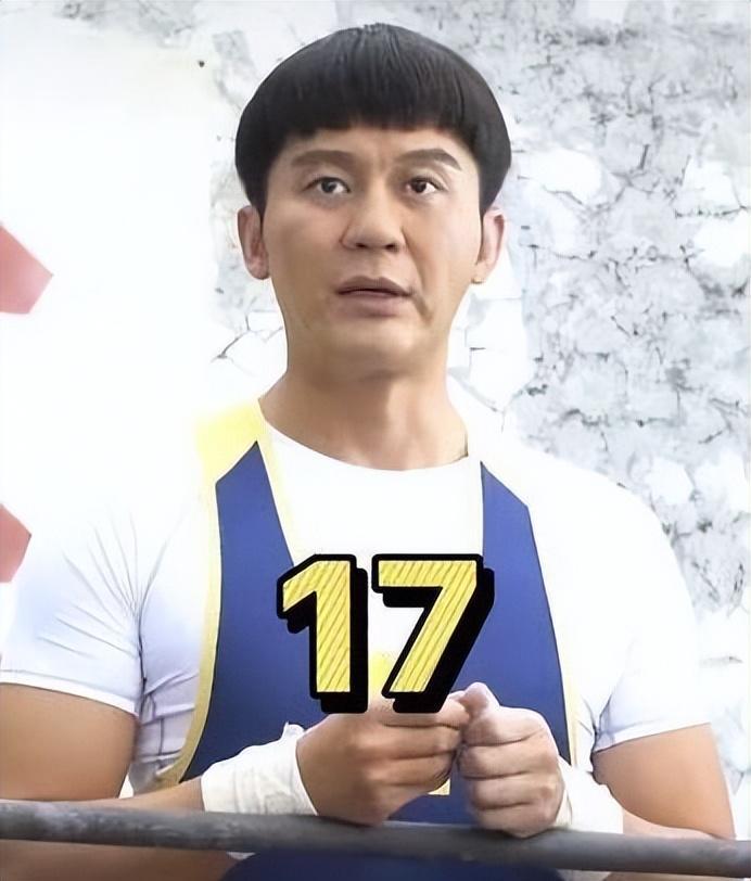 嘿哟，你瞧瞧，都 50 岁的李晨啦，还靠着 “大黑牛” 这个人设，在《跑男》的通