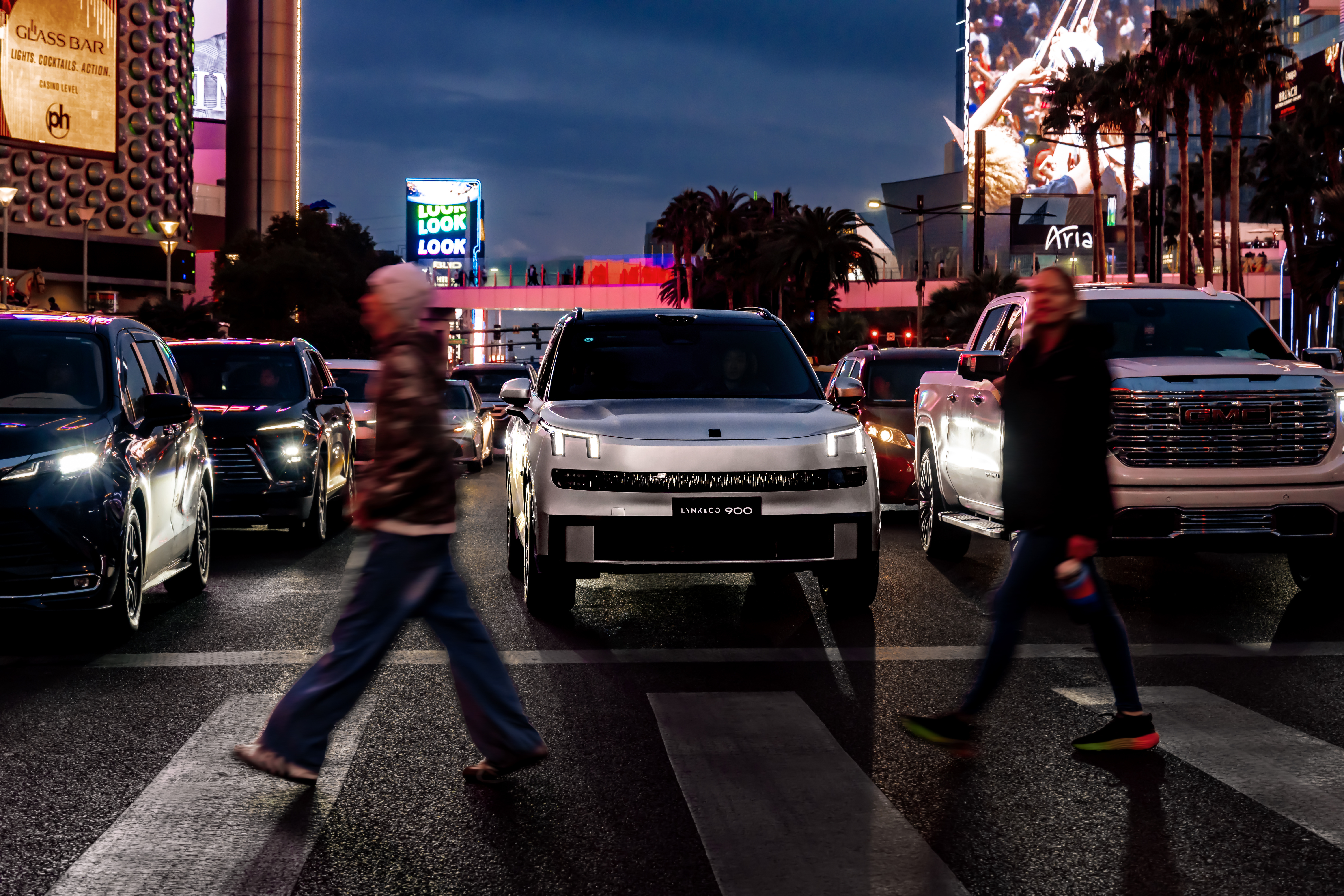 今年的CES可是真热闹！吉利发布千里浩瀚G-ASD，搭载该方案的领克900也同步