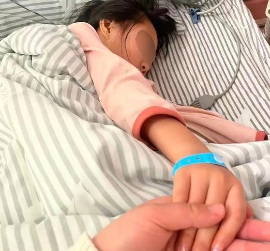 《贵州9岁女孩从确诊肿瘤到离世仅8个月，母亲记录全程：怕以后脑子糊涂，会记不得很